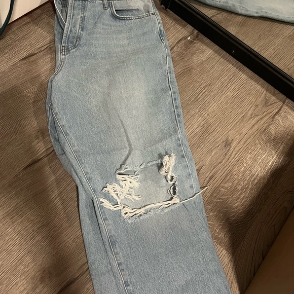 BDG Jeans - Picture 4 of 7